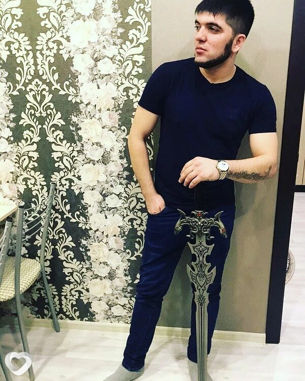 Кирил, 31, Снежном — анкета №2228897