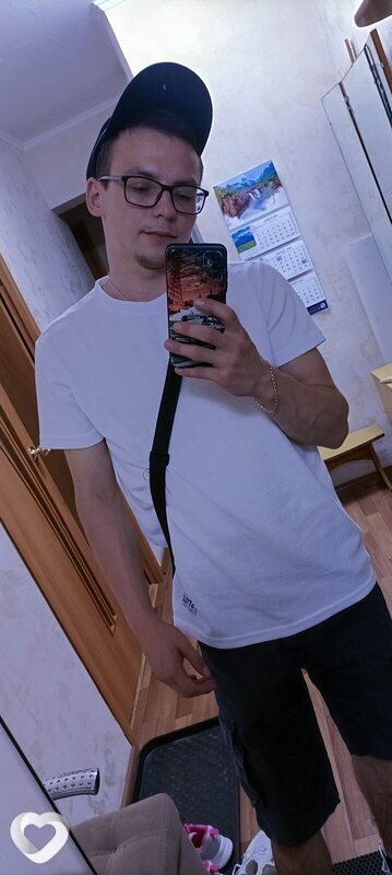 Александр, 24, Красноярске — анкета №2229412