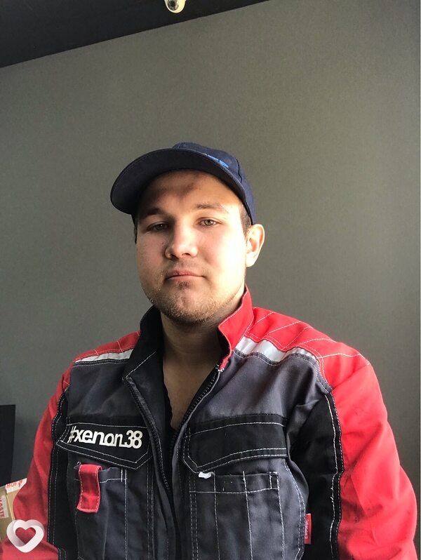 Pavel, 21, Ангарске — анкета №2229858
