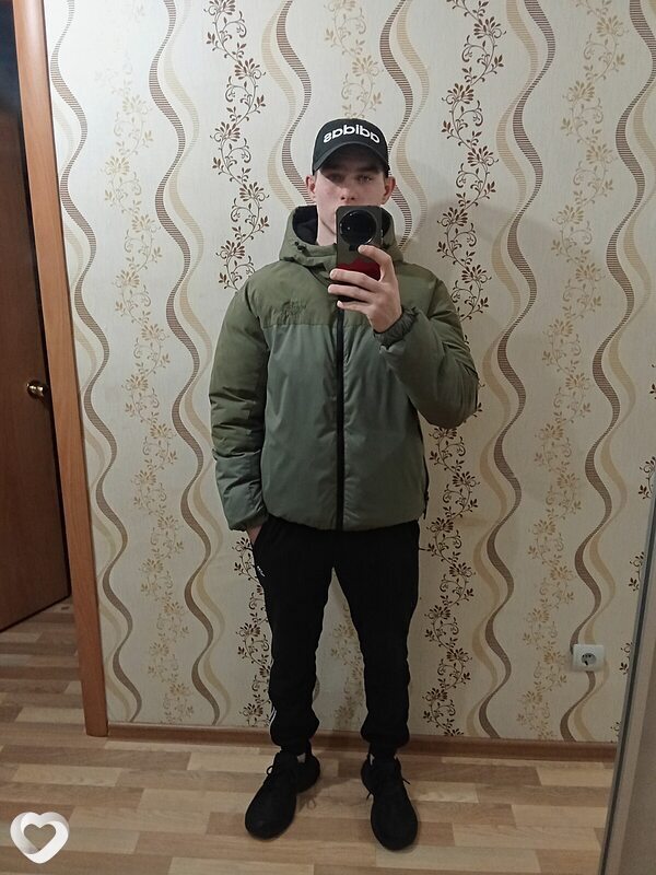 Алексей, 22, Уссурийске — анкета №2230056