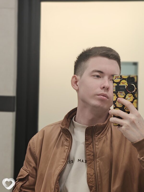 Эмиль, 24, Москве — анкета №2230097