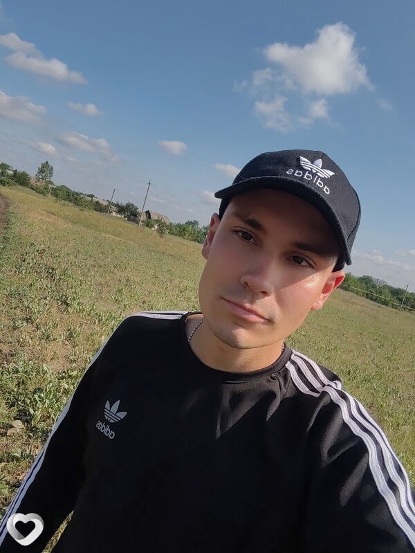 Максим, 29, Антраците — анкета №2230077