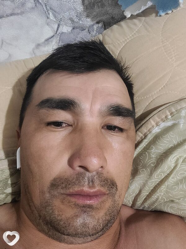 Икболжон, 41, Горно-Алтайске — анкета №2230259