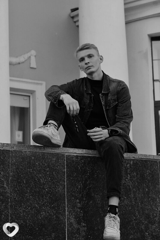 Дима, 24, Москве — анкета №2232397