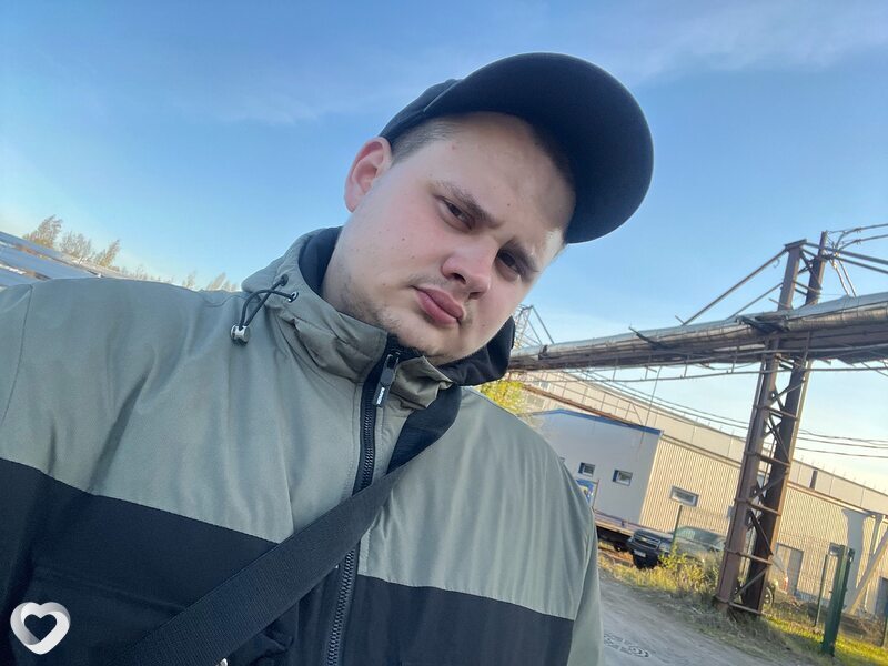 Виталик, 23, Санкт-Петербурге — анкета №2232596
