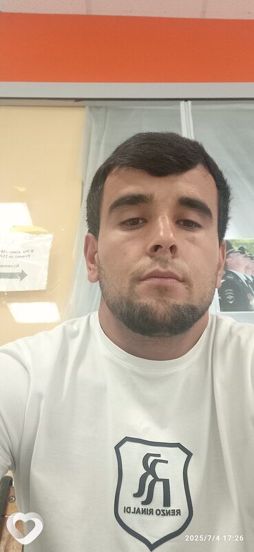 Рома, 26, Нефтеюганске — анкета №2232830
