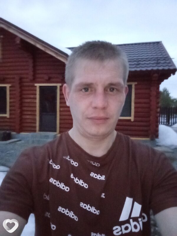 Виталий, 33, Бердске — анкета №2233110