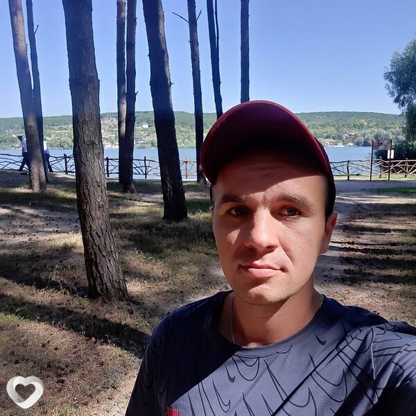 Александр, 31, Губкине — анкета №2233616