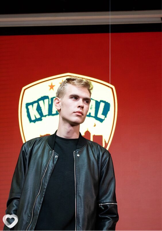 Илья, 22, Самаре — анкета №2234072