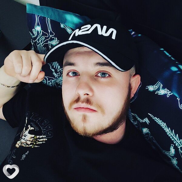 Alex, 26, București — анкета №2235904