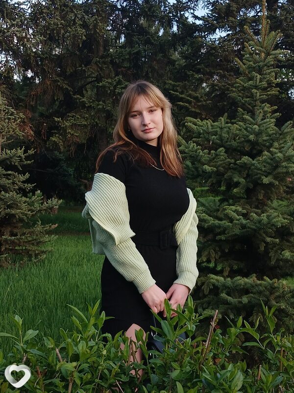 Лера, 20, Луганске — анкета №2235432