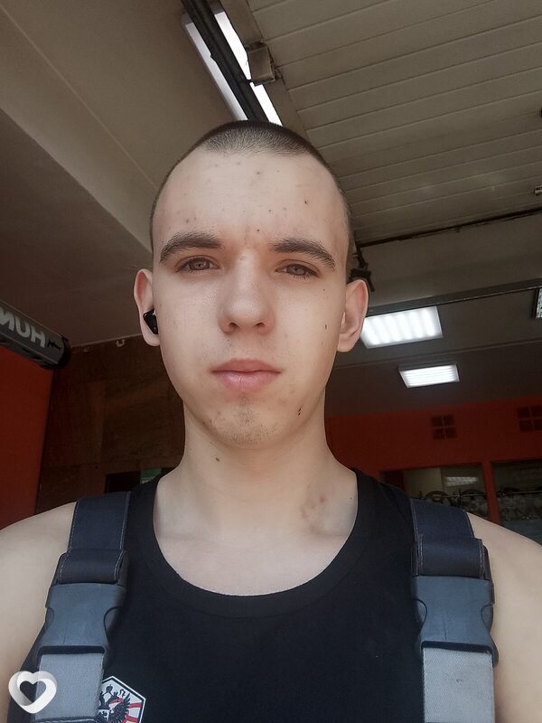 Денис, 20, Красноярске — анкета №2235847