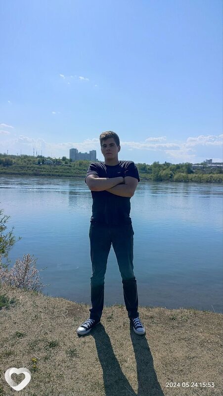 Валерий, 21, Иркутске — анкета №2235941