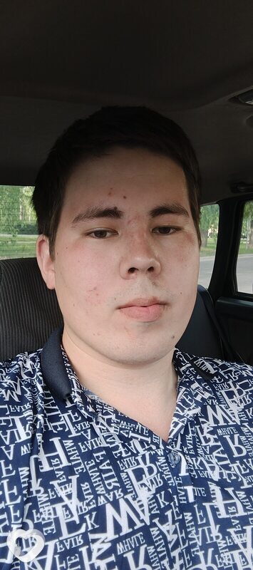 Александр, 21, Барнауле — анкета №2235956
