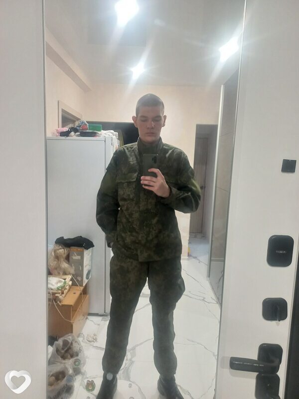 Дмитрий, 21, Краснодаре — анкета №2236249