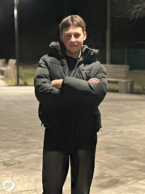 Игорь, 19, Москве — анкета №2236521