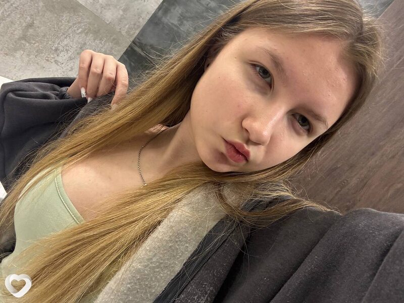 Настя, 21, Казани — анкета №2236614