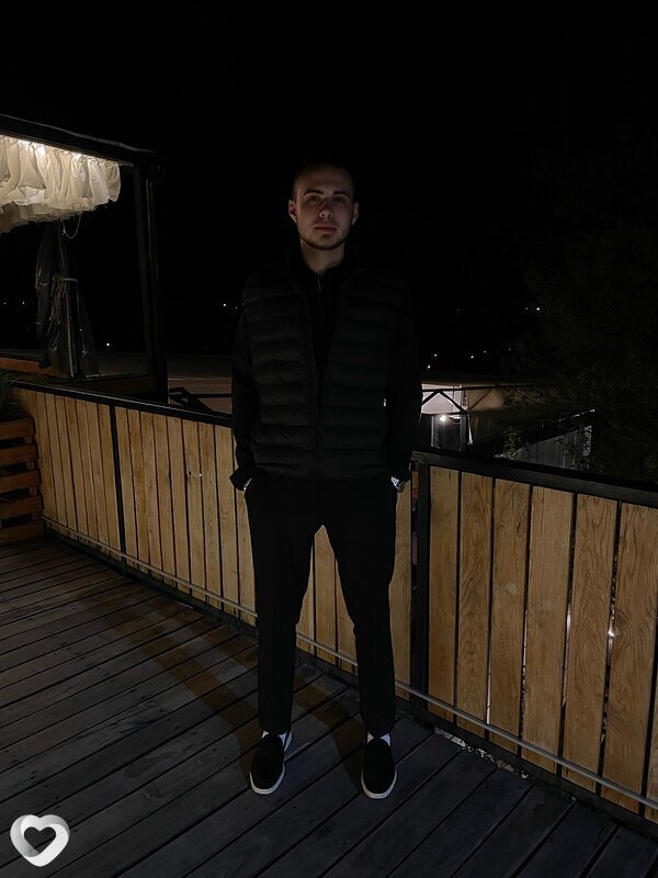 Артем, 21, Полтаве — анкета №2236664