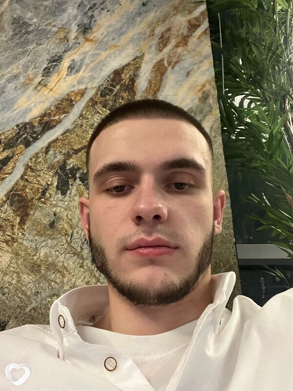 Иван, 23, Оренбурге — анкета №2237005