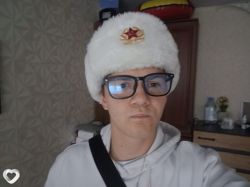 Семён, 19, Кореновске — анкета №2237169