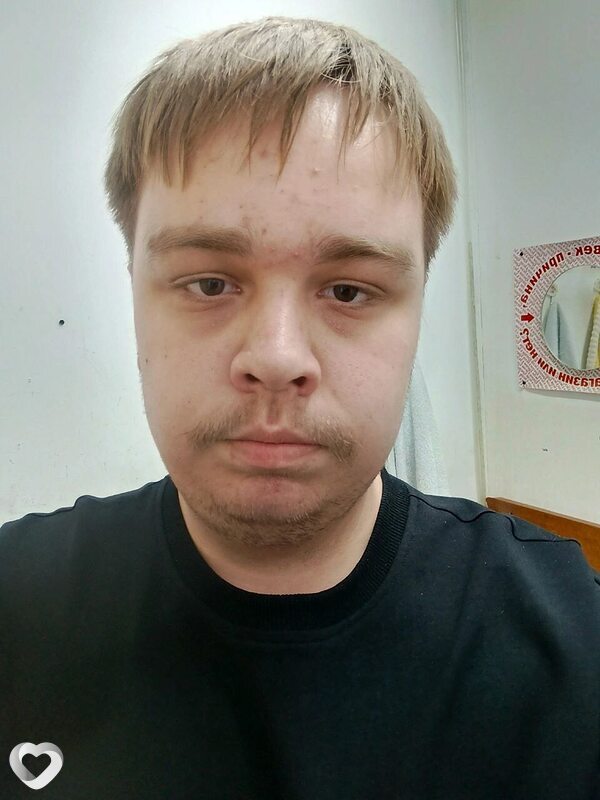 Владислав, 21, Магнитогорске — анкета №2238259