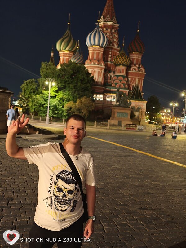 Данил, 22, Новошахтинске — анкета №2237608