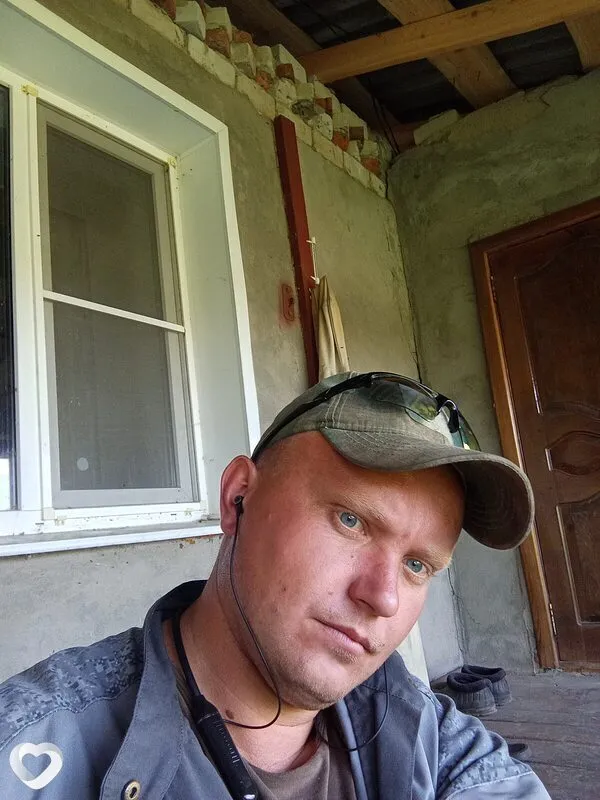 Евгений, 34, Барнауле — анкета №2237905