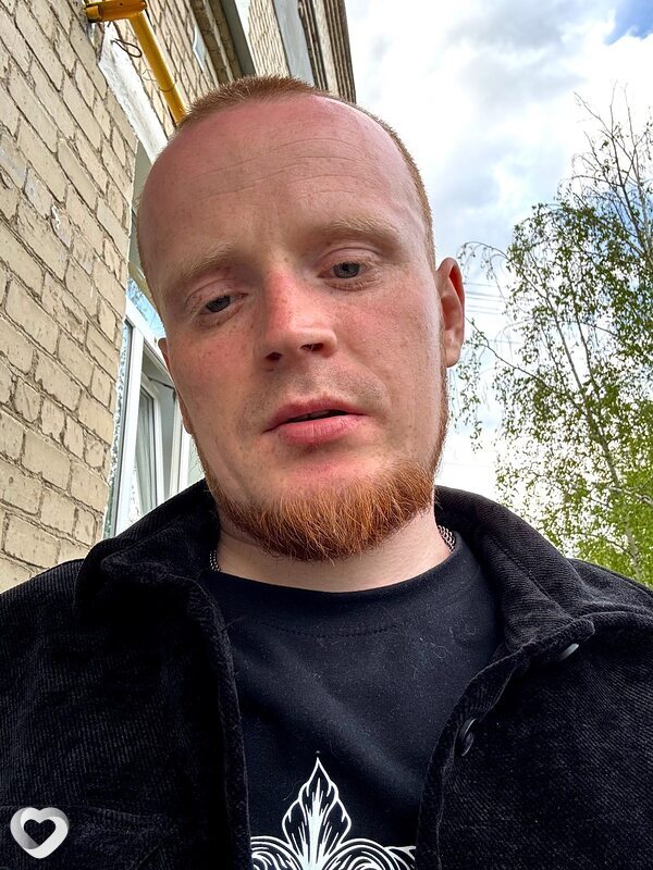 Виктор, 28, Каменске-Уральском — анкета №2238611