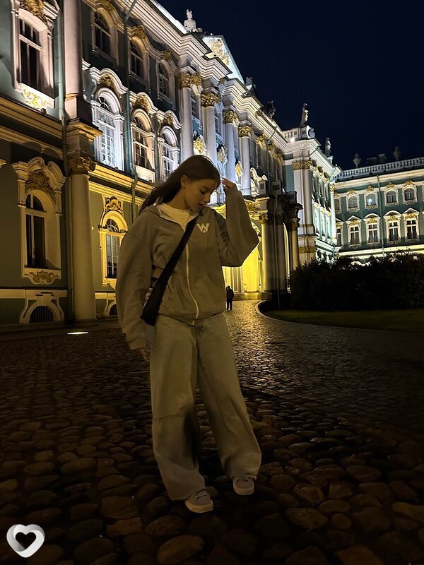 Алина, 22, Белогорске — анкета №2238931