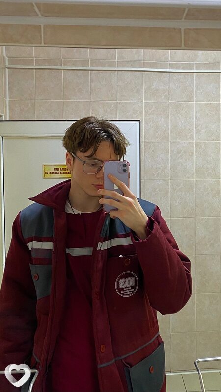 Артём, 23, Гомеле — анкета №2239106