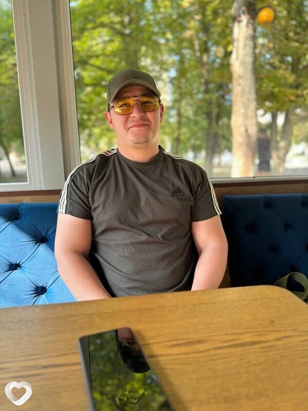 Валерий, 27, Москве — анкета №2239358