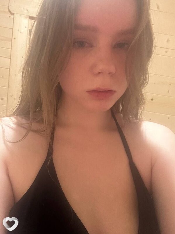 Полина, 20, Ярославле — анкета №2239584