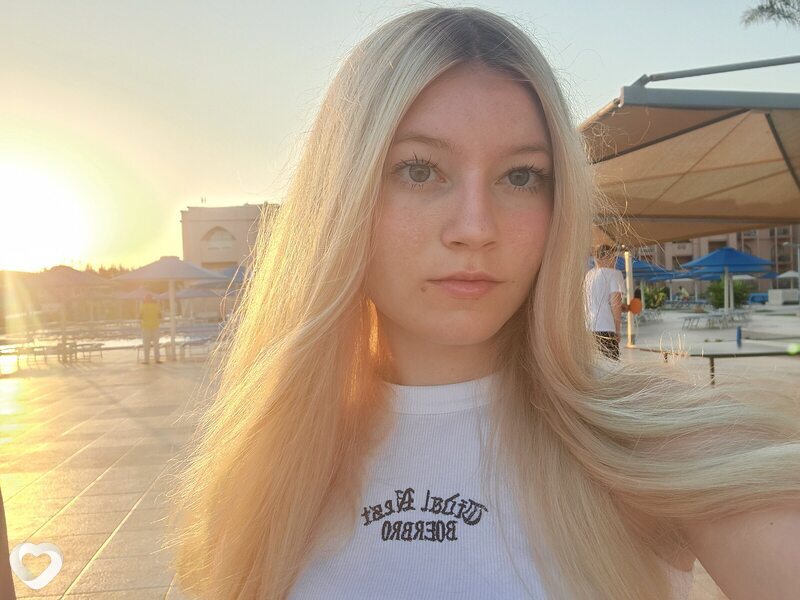 Арина, 19, Москве — анкета №2240020