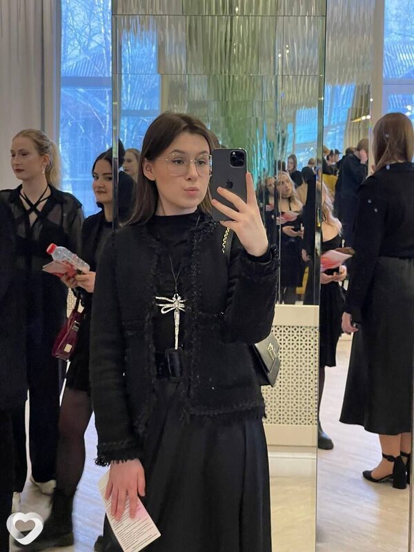 Арина, 20, Москве — анкета №2240243