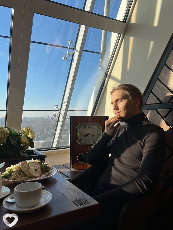 Михаил, 27, Перми — анкета №2240314