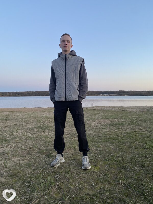 Никита, 23, Череповце — анкета №2240546