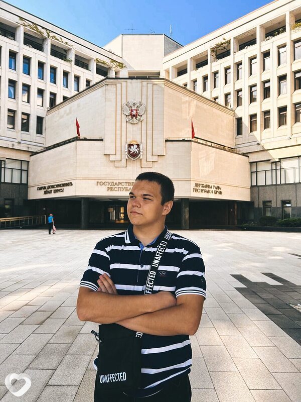 Богдан, 19, Москве — анкета №2240678