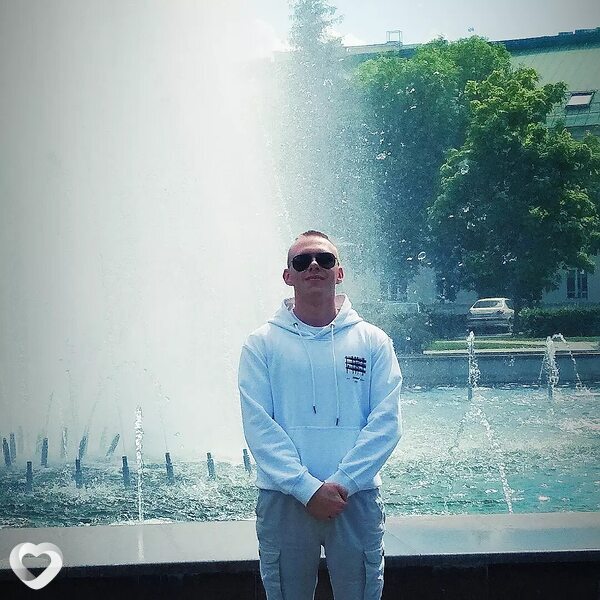 Valeriy, 24, Пинске — анкета №2241379