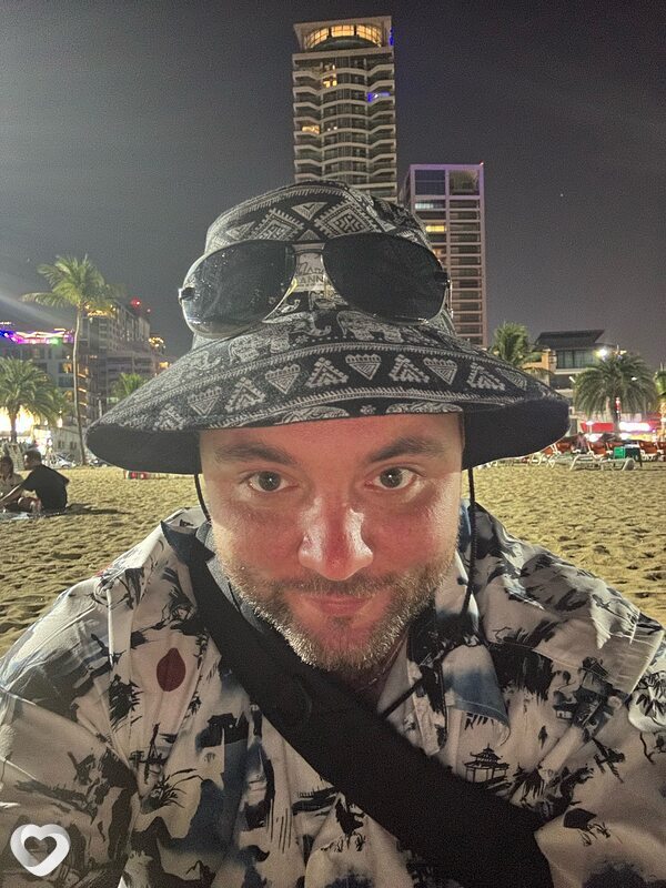 Alex, 37, Варшава — анкета №2241141