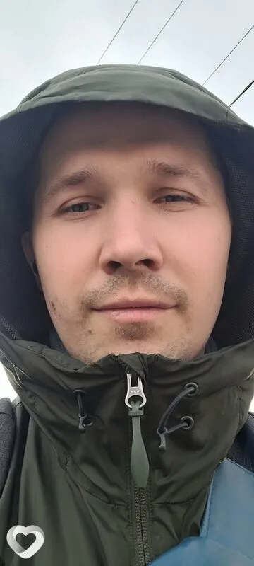 Илья, 27, Камени-на-Оби — анкета №2241428