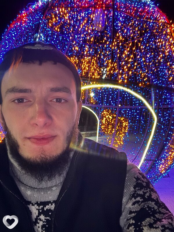 Амир, 25, Нальчике — анкета №2242231