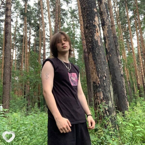 Лев, 21, Москве — анкета №2242503