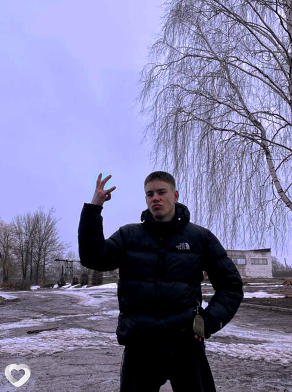 Денис, 26, Старобельске — анкета №2242690