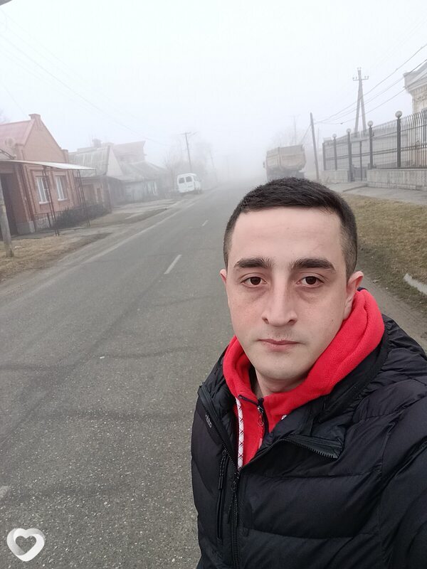 Артур, 23, Москве — анкета №2243888