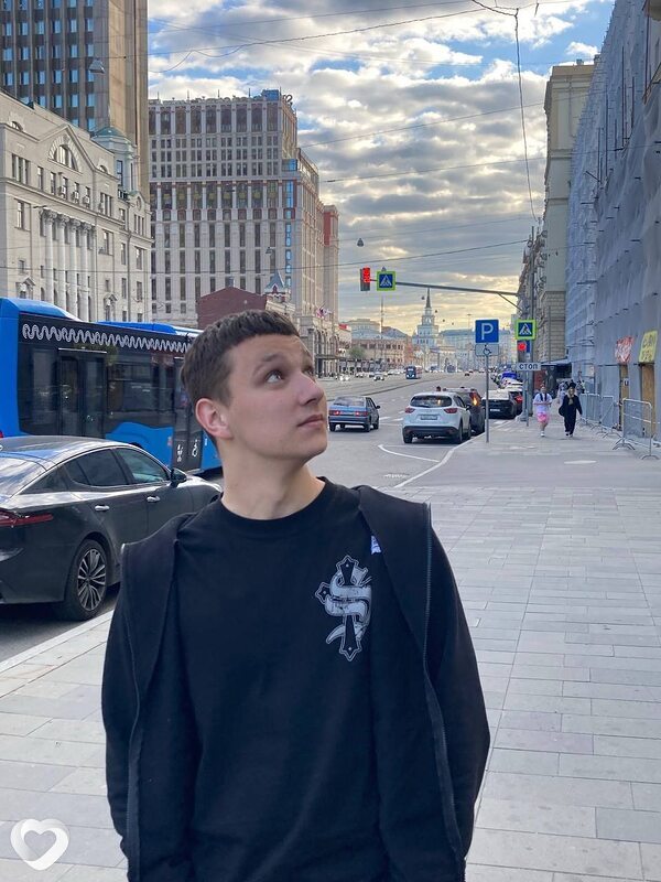 Дмитрий, 20, Минске — анкета №2243382