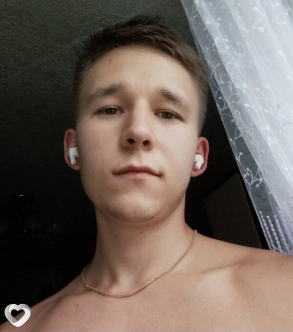 Алексей, 23, Уссурийске — анкета №2243489