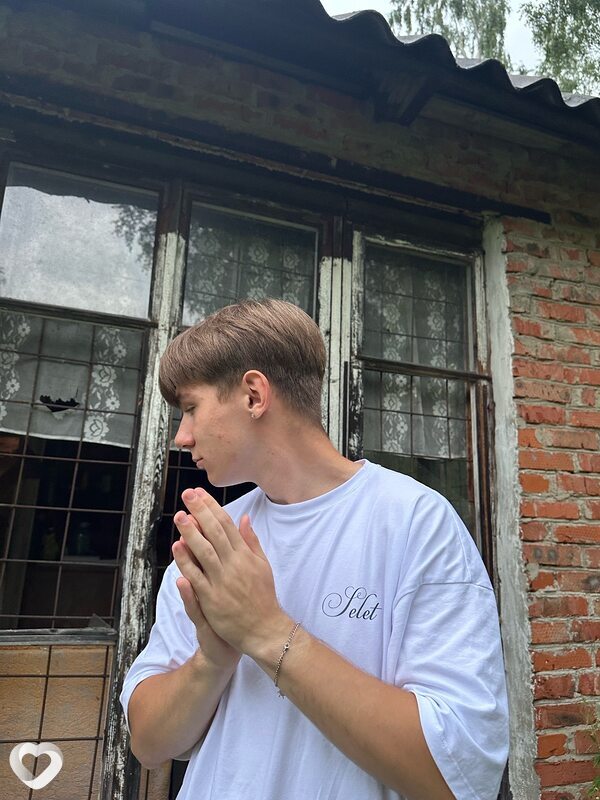Данил, 19, Казани — анкета №2244040