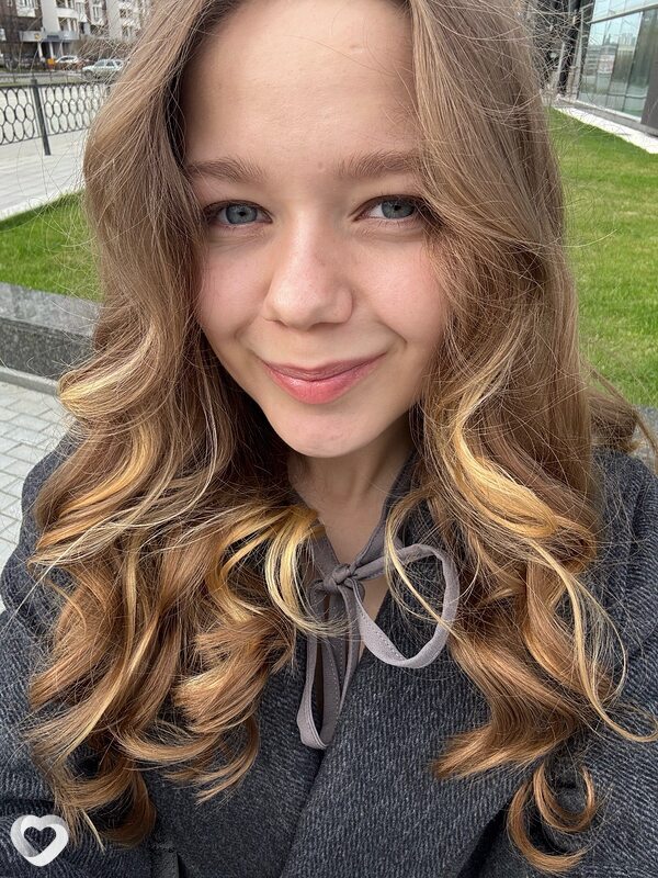 Дарья, 20, Екатеринбурге — анкета №2244310