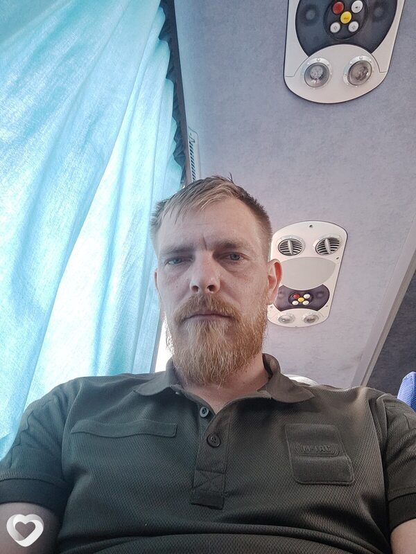 Максим, 41, Кривое Роге — анкета №2244923