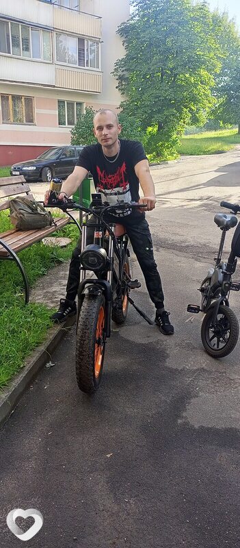 Павел, 27, Орше — анкета №2245595